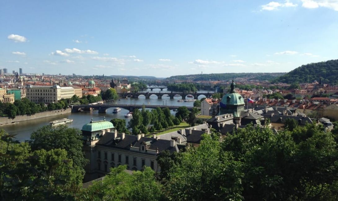 Обзорная экскурсия по Праге на русском языке