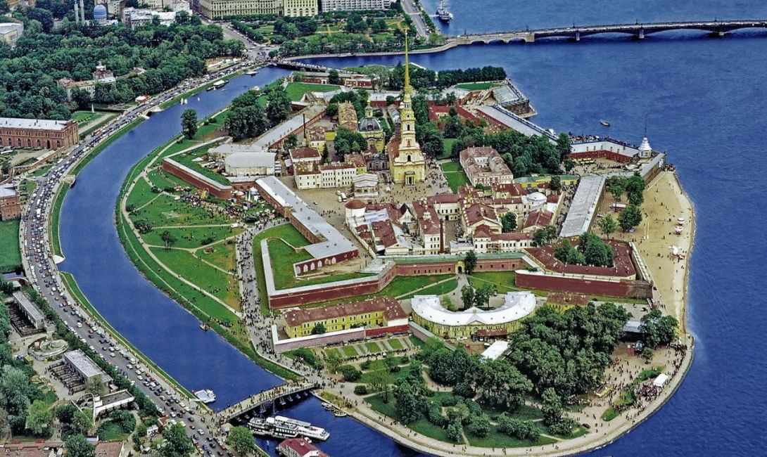 Обзорная экскурсия по городу с посещением Петропавловской крепости